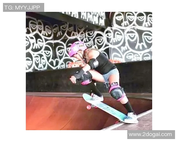 武汉滑板队的秘密:探索滑板运动的深度与控制技巧 武汉滑板队的秘密:探索滑板运动的深度与控制技巧